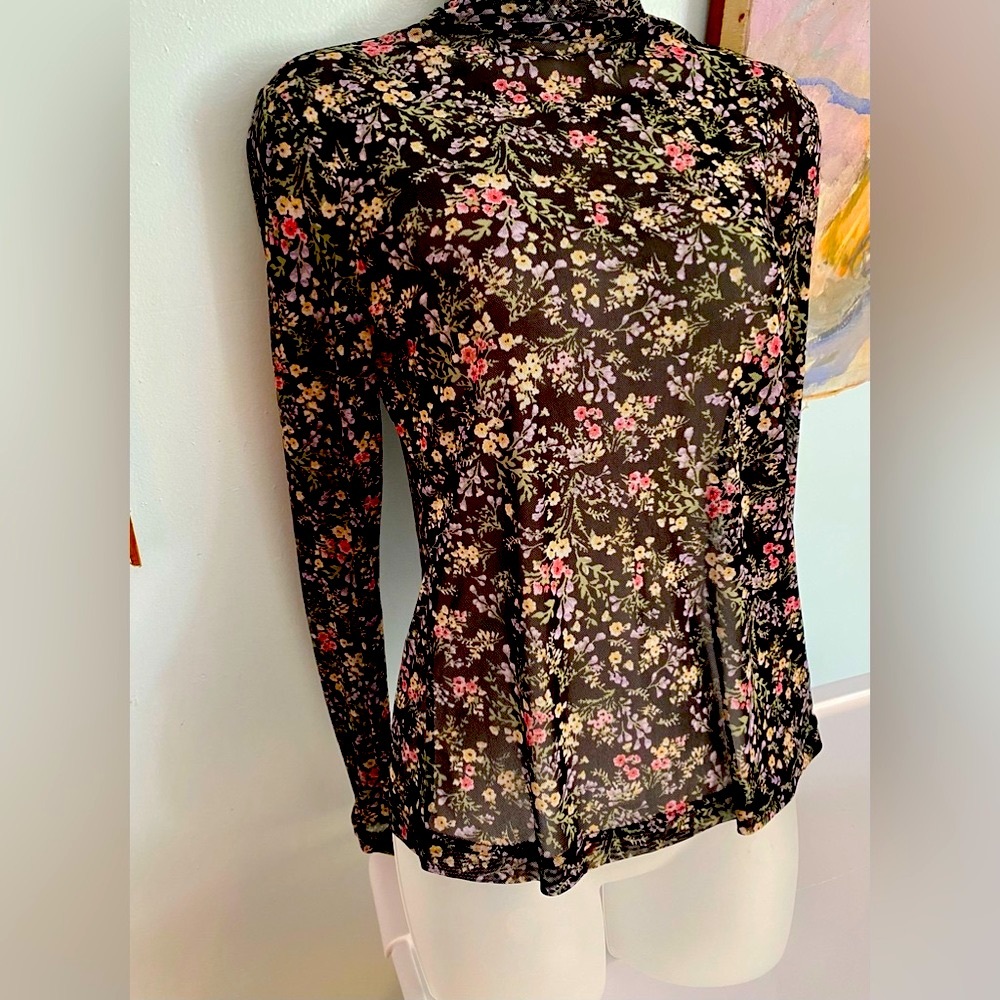 Beautiful, sheer nylon top! Black with floral design, size medium, very …